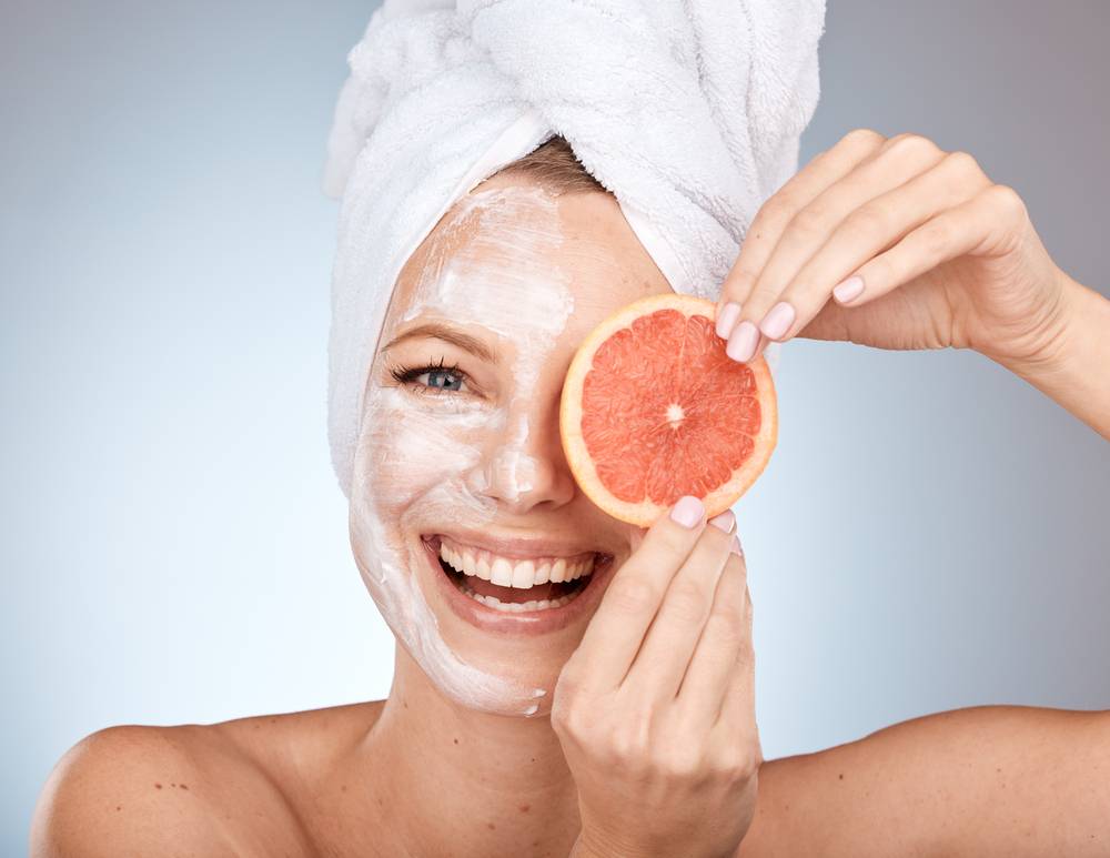 Niacinamide-and-Vitamin-C-for-Skincare